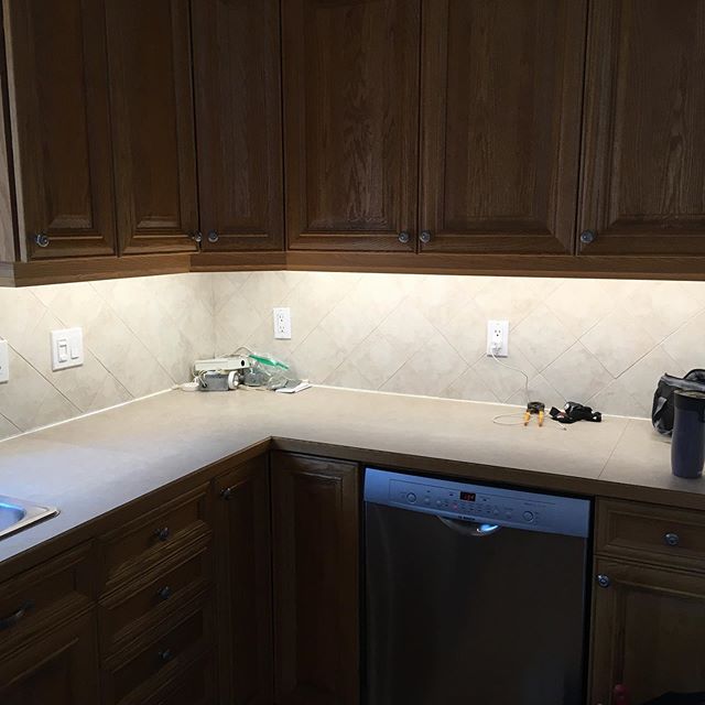 B&M Electrical Services | 509 Castor St, Russell, ON K4R 1E5, Canada | Phone: (613) 978-1122