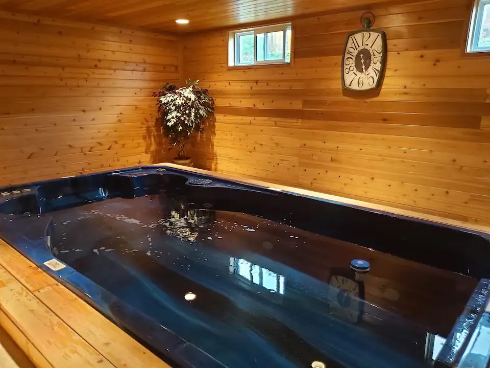 Trails End Spa and Retreat | 335 Drummond St, Walton, ON N0K 1Z0, Canada | Phone: (519) 525-9892
