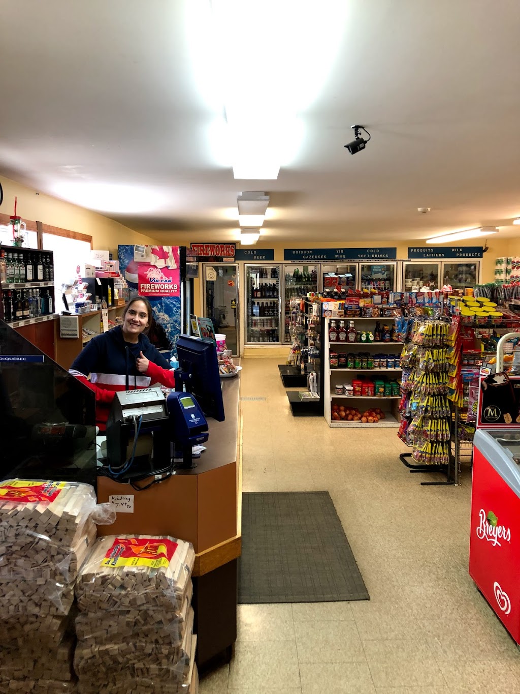 Depanneur Kilmar Inc | 1370 Chemin Kilmar, Grenville-sur-la-Rouge, QC J0V 1B0, Canada | Phone: (819) 242-6511