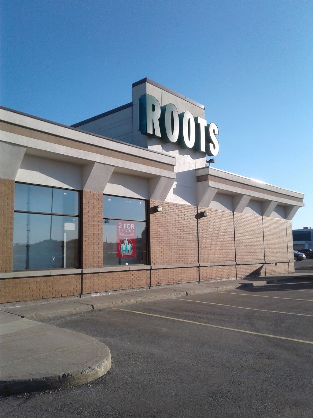 Roots | 2210 Bank St, Ottawa, ON K1V 0Y5, Canada | Phone: (613) 736-9503