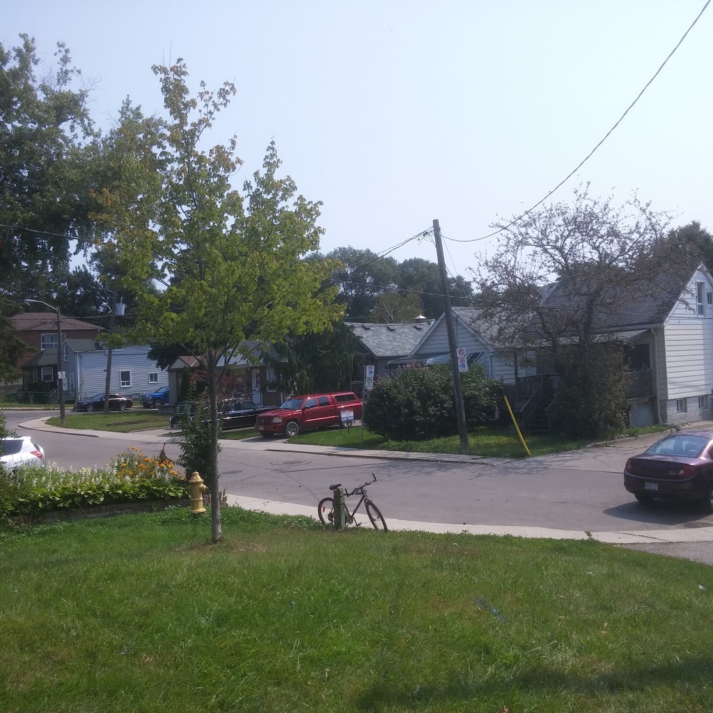 Westlake Memorial Park | 86 Jasper Ave, York, ON M6N 2M8, Canada | Phone: (416) 338-4386