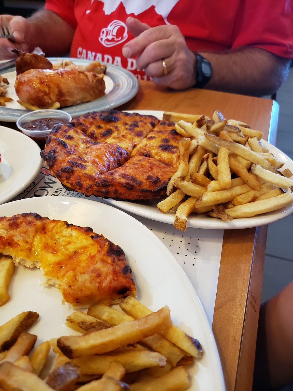 Swiss Chalet Rotisserie & Grill | 427 Norwich Ave, Woodstock, ON N4S 3W4, Canada | Phone: (519) 539-9881