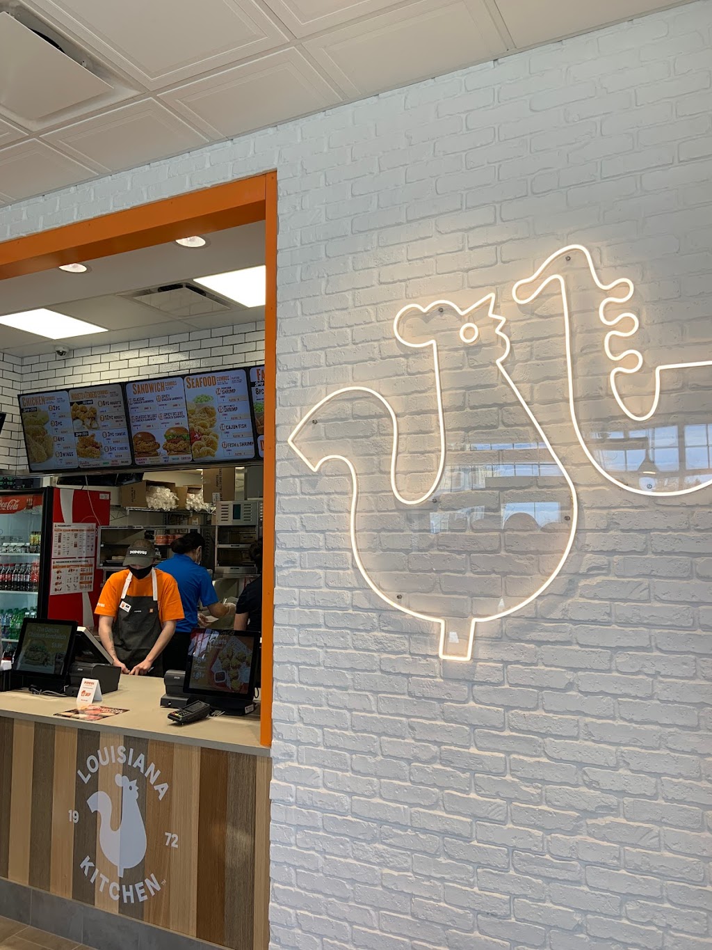 Popeyes Louisiana Kitchen | 975 St Albert Trail Unit 400, St. Albert, AB T8N 4K6, Canada | Phone: (825) 602-5575
