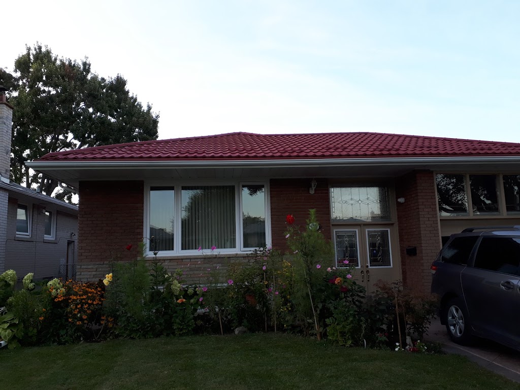 Top Metal Roofs Toronto | 50 Cordova Ave, Etobicoke, ON M9A 4X6, Canada | Phone: (647) 470-7161