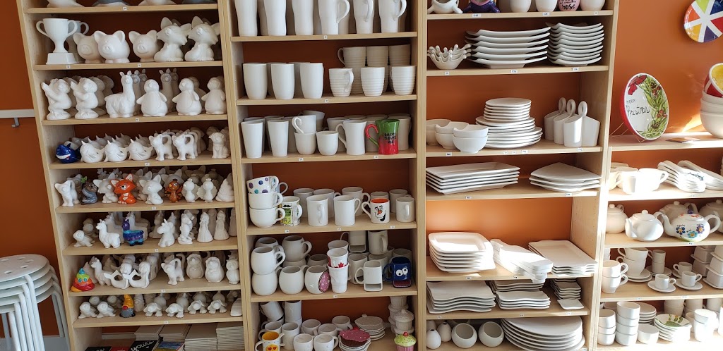 Crock A Doodle Friday Harbour | 293 Sunseeker Avenue, Innisfil, ON L9S 0J7, Canada | Phone: (705) 294-0999