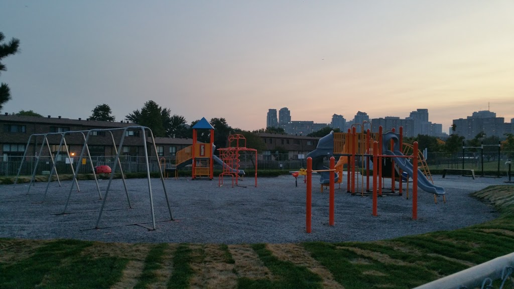 Brentwood Park | Mississauga, ON L5A, Canada
