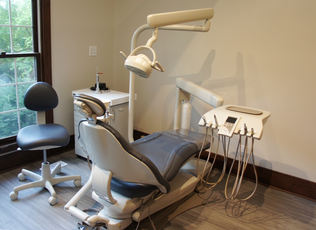Unionvillage Dental | 2 Station Ln, Unionville, ON L3R 1R3, Canada | Phone: (905) 604-9069