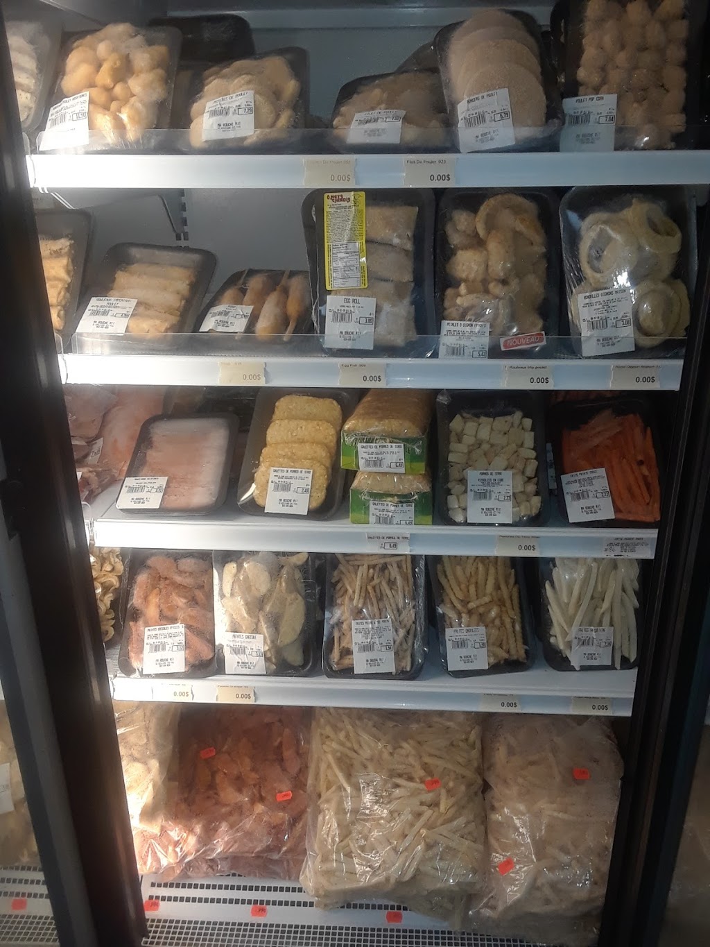 Marche D Alimentation | 11 Bd des Pins, Drummondville, QC J2C 1P3, Canada | Phone: (819) 478-5624