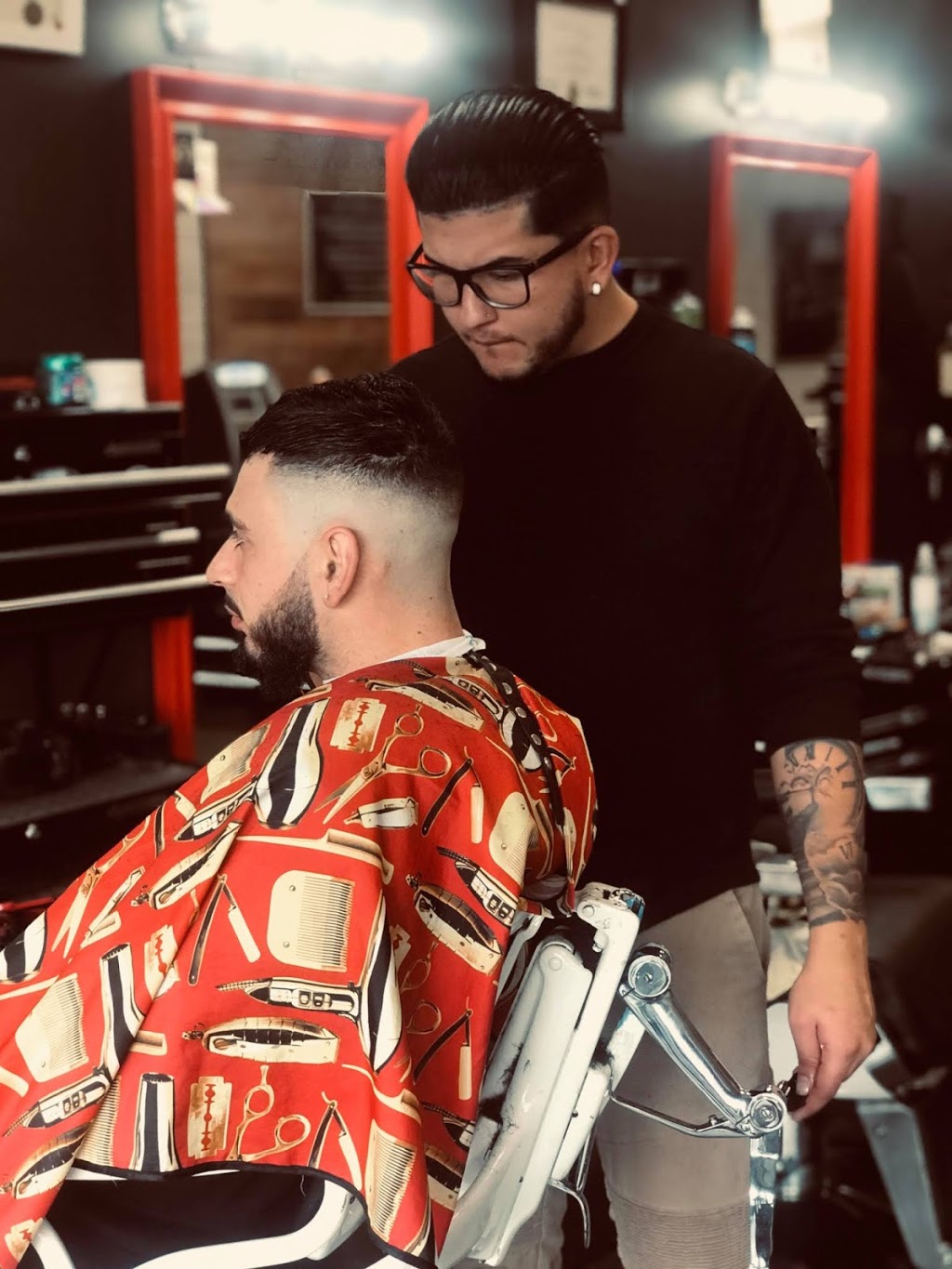 Pablo Cutz Barber | 275 Boulevard Samson, Laval, QC H7X 2Z7, Canada | Phone: (450) 314-1488