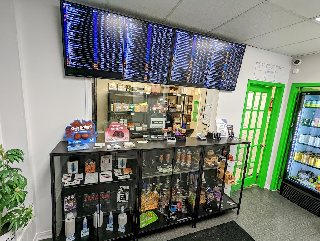 CANNABIS XPRESS | 1692 Central St Unit 1, Pickering, ON L1Y 1B3, Canada | Phone: (647) 243-4714