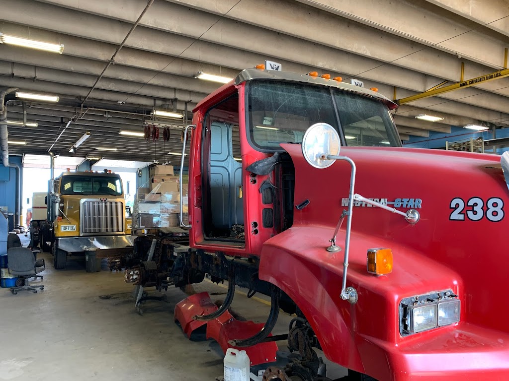 CHN TRUCK AND EQUIPMENT SALES INC. | Repair Shop, 714976 County Rd 4, Woodstock, ON N4S 0B1, Canada | Phone: (519) 994-1598