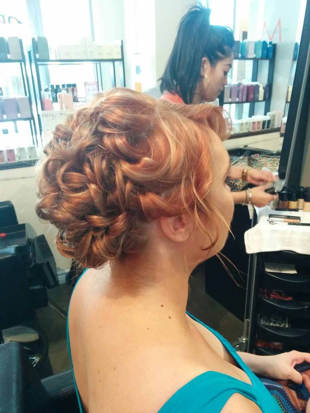 Define Hair Design | 728 Burloak Dr, Burlington, ON L7L 0B1, Canada | Phone: (905) 635-1007