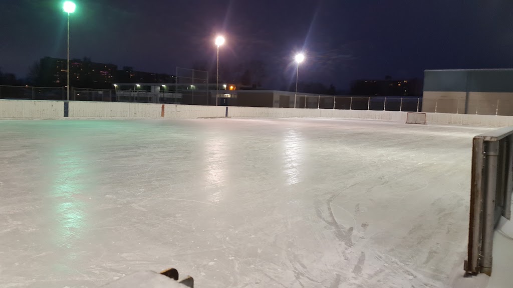 Kirkfield Westwod Community Centre (McBey Site) | 3160 Mcbey Ave, Winnipeg, MB R3K 0T7, Canada | Phone: (204) 889-8360