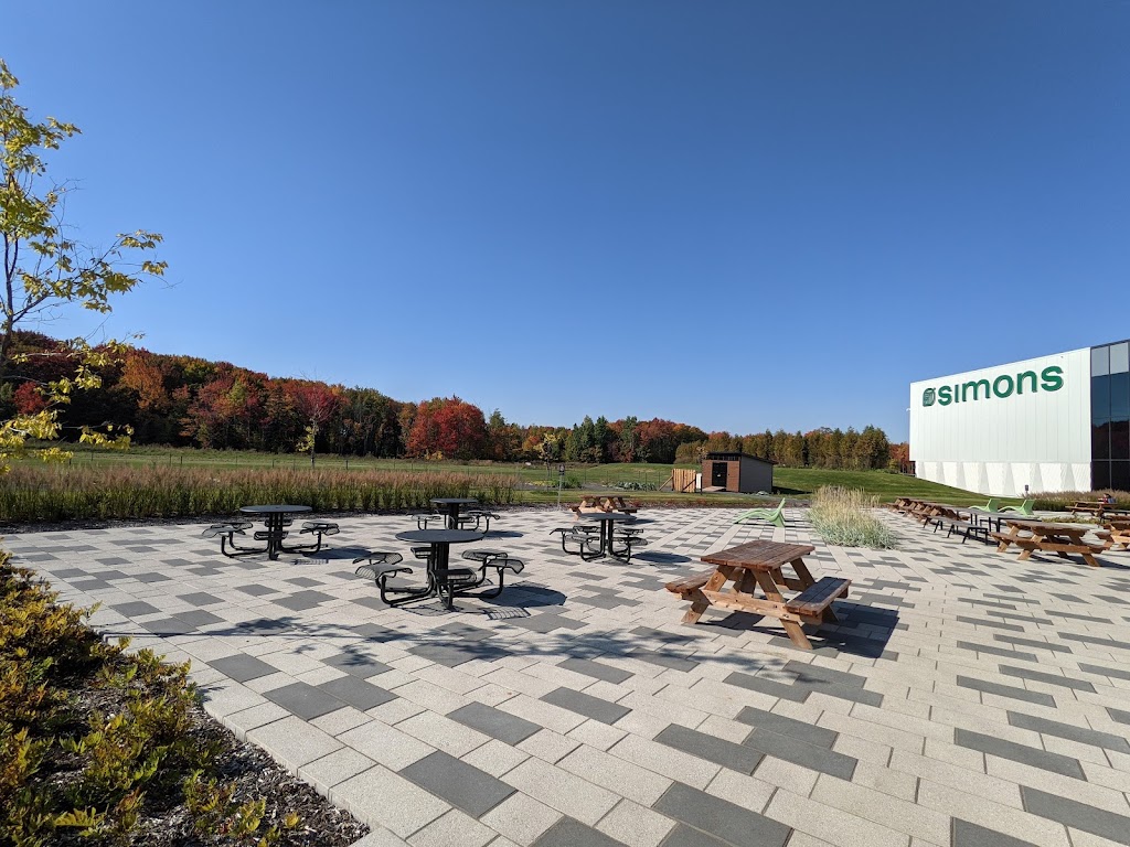 Campus Simons - Centre de Distribution | 9205 Rue John-Simons, Québec, QC G2B 0S6, Canada | Phone: (877) 666-1840