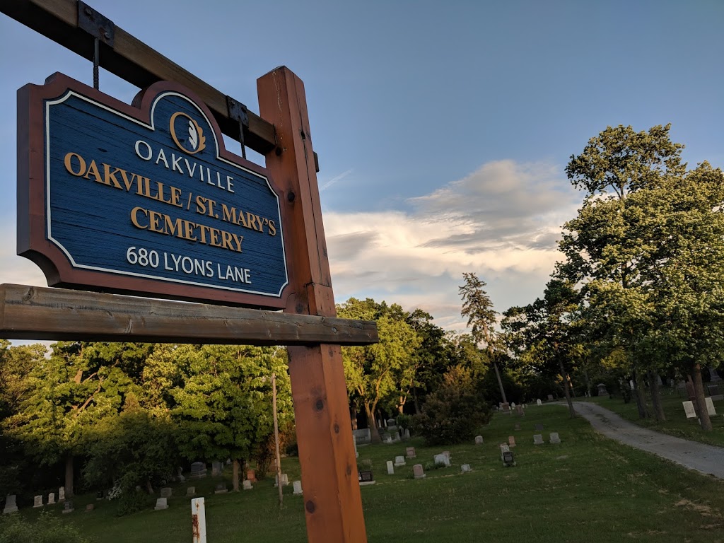 Oakville/St. Marys Pioneer Cemetery | 1020 Sixth Line, Oakville, ON L6H 1W5, Canada