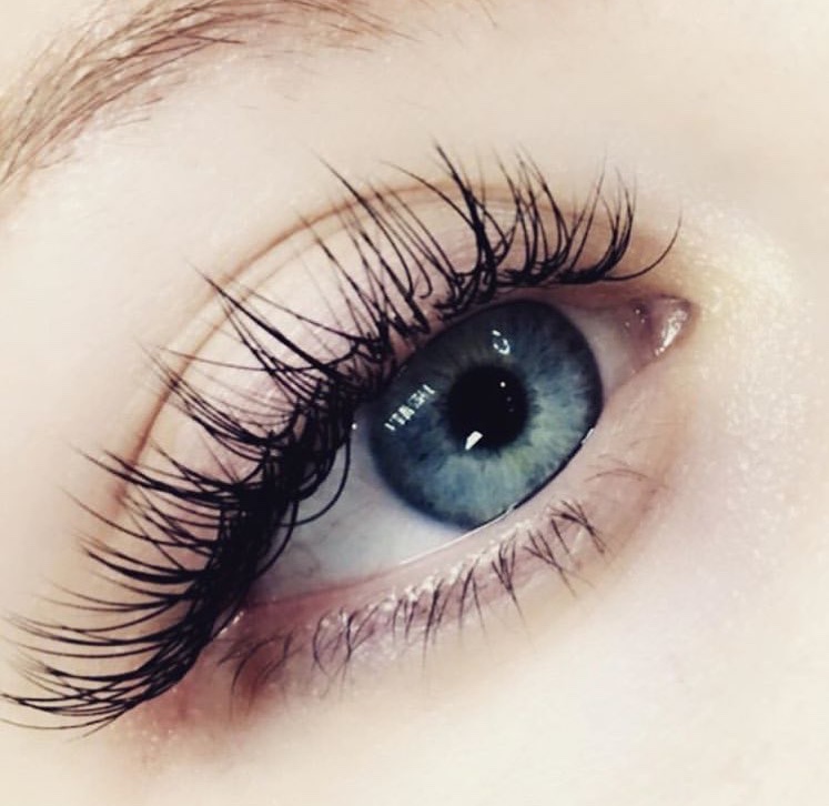 LashMi Amore | 2250 Askin Ave, Windsor, ON N9B 3Y4, Canada | Phone: (519) 566-3998
