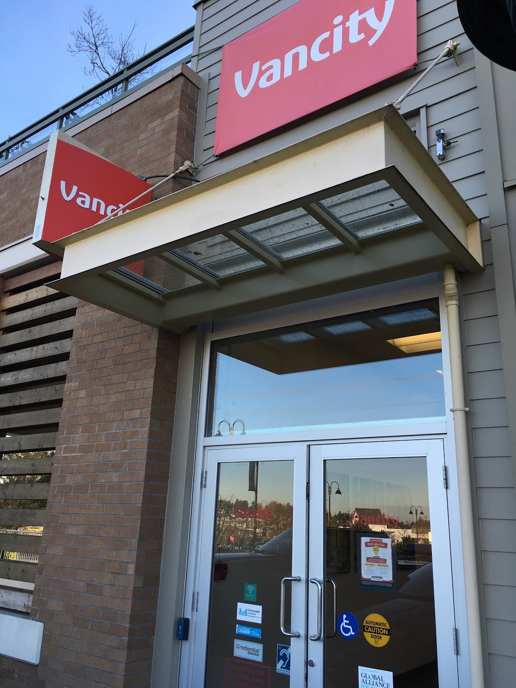 Vancity Credit Union Br. 70 -Morgan Crossing community branch | 15795 Croydon Dr unit h 120, Surrey, BC V3S 2L6, Canada | Phone: (604) 877-7000