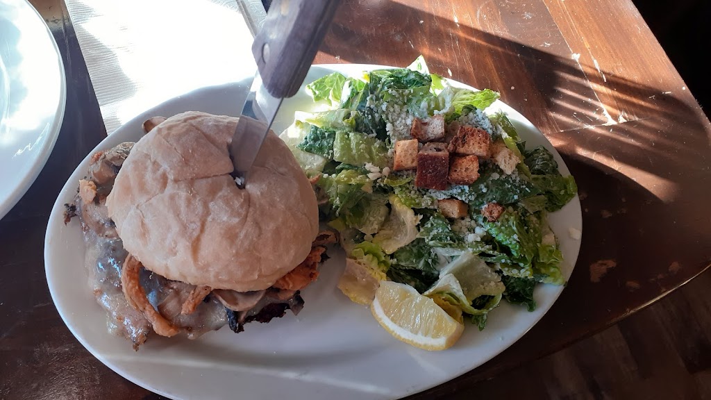 The Clove | 671 f Plaza Rd, Quathiaski Cove, BC V0P 1N0, Canada | Phone: (250) 285-2262