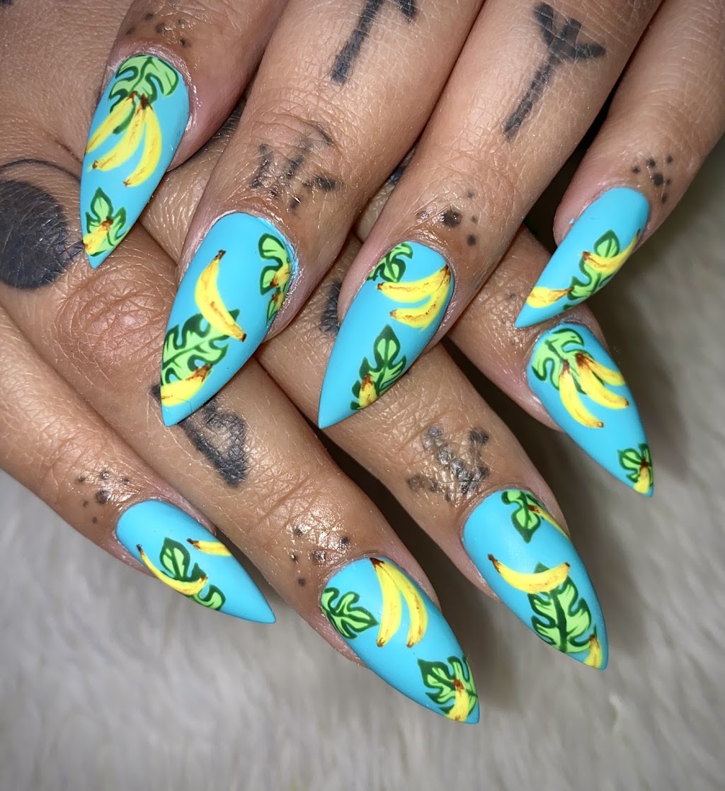 Model nails | 1119 St Marys Rd, Winnipeg, MB R2M 3T7, Canada | Phone: (204) 254-5303