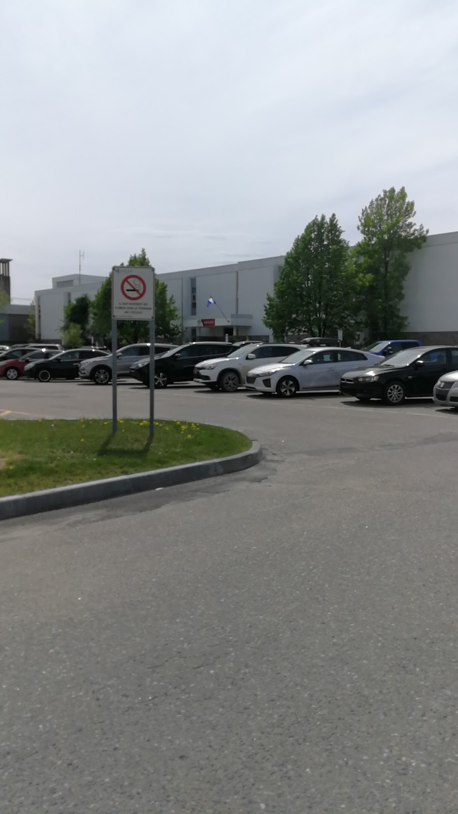 Centre De Service Scolaire du Lac-St-Jean | 350 Bd Champlain, Alma, QC G8B 3N8, Canada | Phone: (418) 669-6000