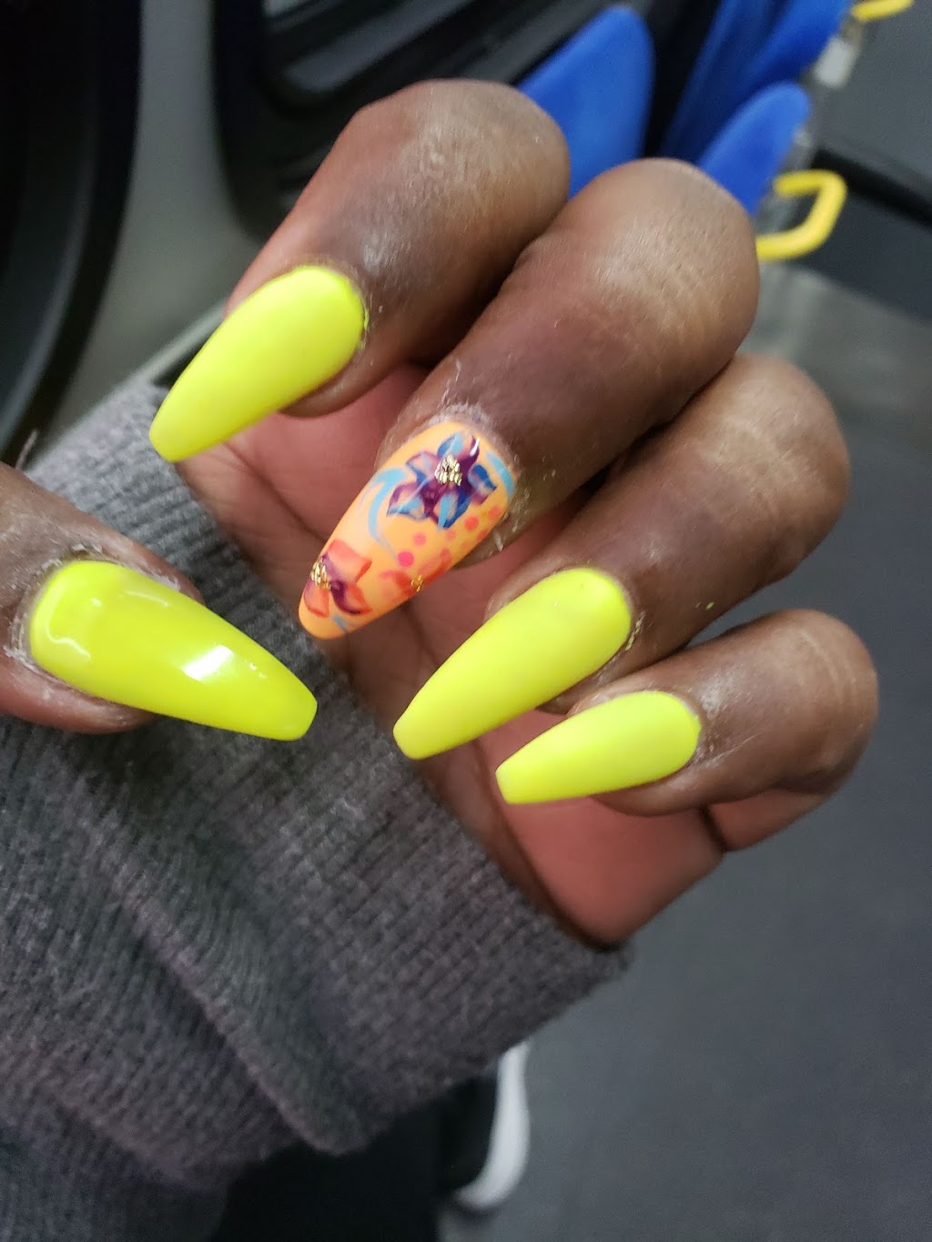 Best Nail Salon | 3220 Weston Rd, North York, ON M9M 2T4, Canada | Phone: (416) 748-3883
