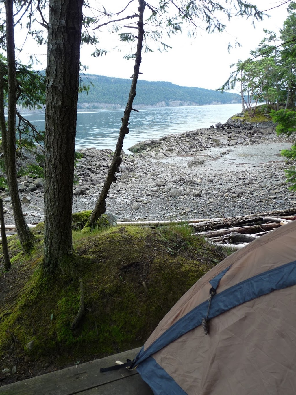 Cabin Bay, Wallace Island Campsite | Wallace Island Provincial Marine Park, Southern Gulf Islands, BC, Canada | Phone: (800) 689-9025
