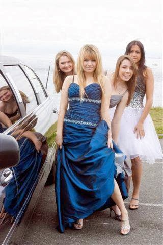Arbutus Limousine | 1516 McRae Ave, Victoria, BC V8P 1G5, Canada | Phone: (250) 589-0000