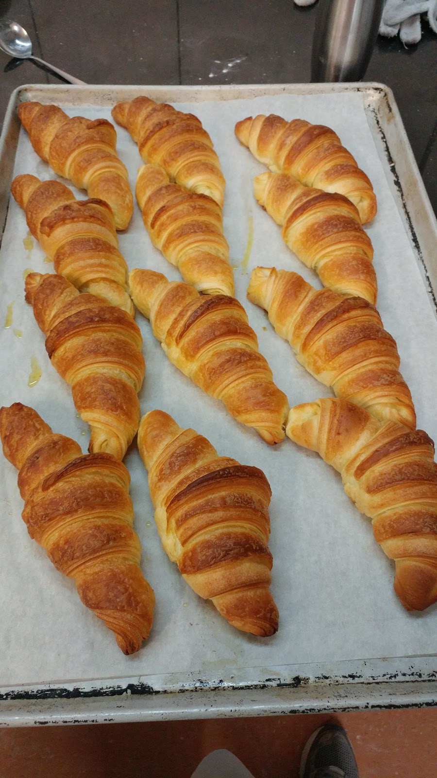 Boulangerie Saint-Viateur | 602 Rue Notre Dame, Joliette, QC J6E 9E1, Canada | Phone: (450) 755-4575