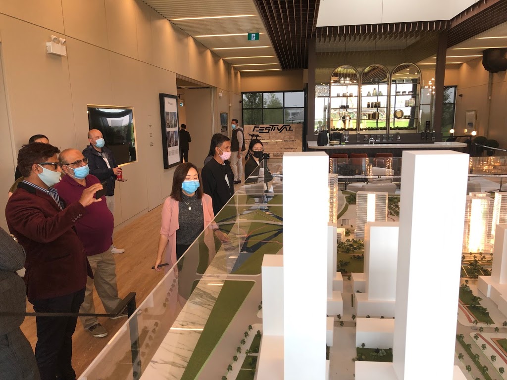 Festival Condos By Menkes & QuadReal | 1000 Commerce St, Concord, ON L4K 5C3, Canada | Phone: (416) 730-1600