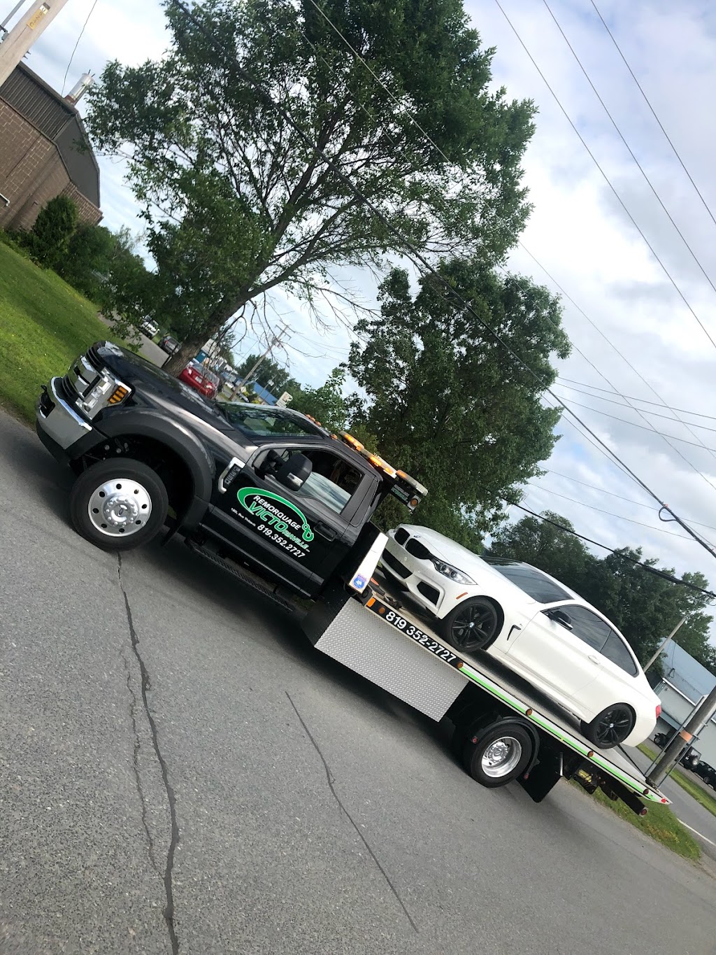 Remorquage VICTO Champigny Francois | 120 Rue Thibault, Victoriaville, QC G6S 0A4, Canada | Phone: (819) 352-2727