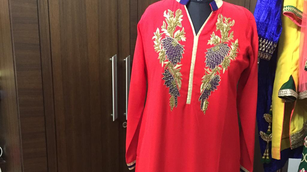 Renu and sarika clothing | 105-3555 Derry Rd E, Mississauga, ON L4T 1B2, Canada | Phone: (647) 402-2881