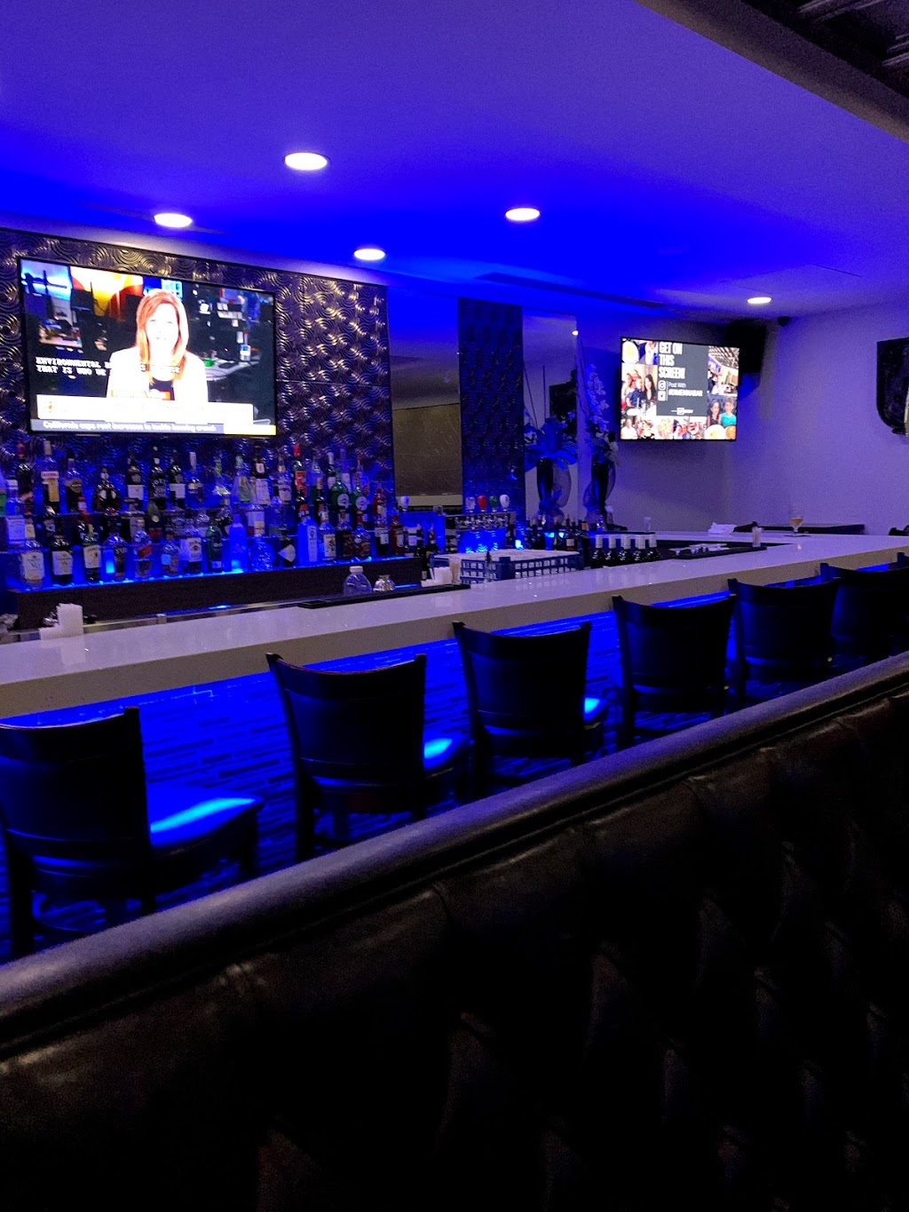 Restaurant Di Menna | 6313 Rue Jarry E, Saint-Léonard, QC H1P 1W1, Canada | Phone: (514) 326-4200