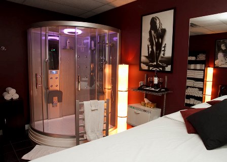 Elite Retreat | 9006 132 Ave NW Suite 102, Edmonton, AB T5E 0Y2, Canada | Phone: (780) 758-2442