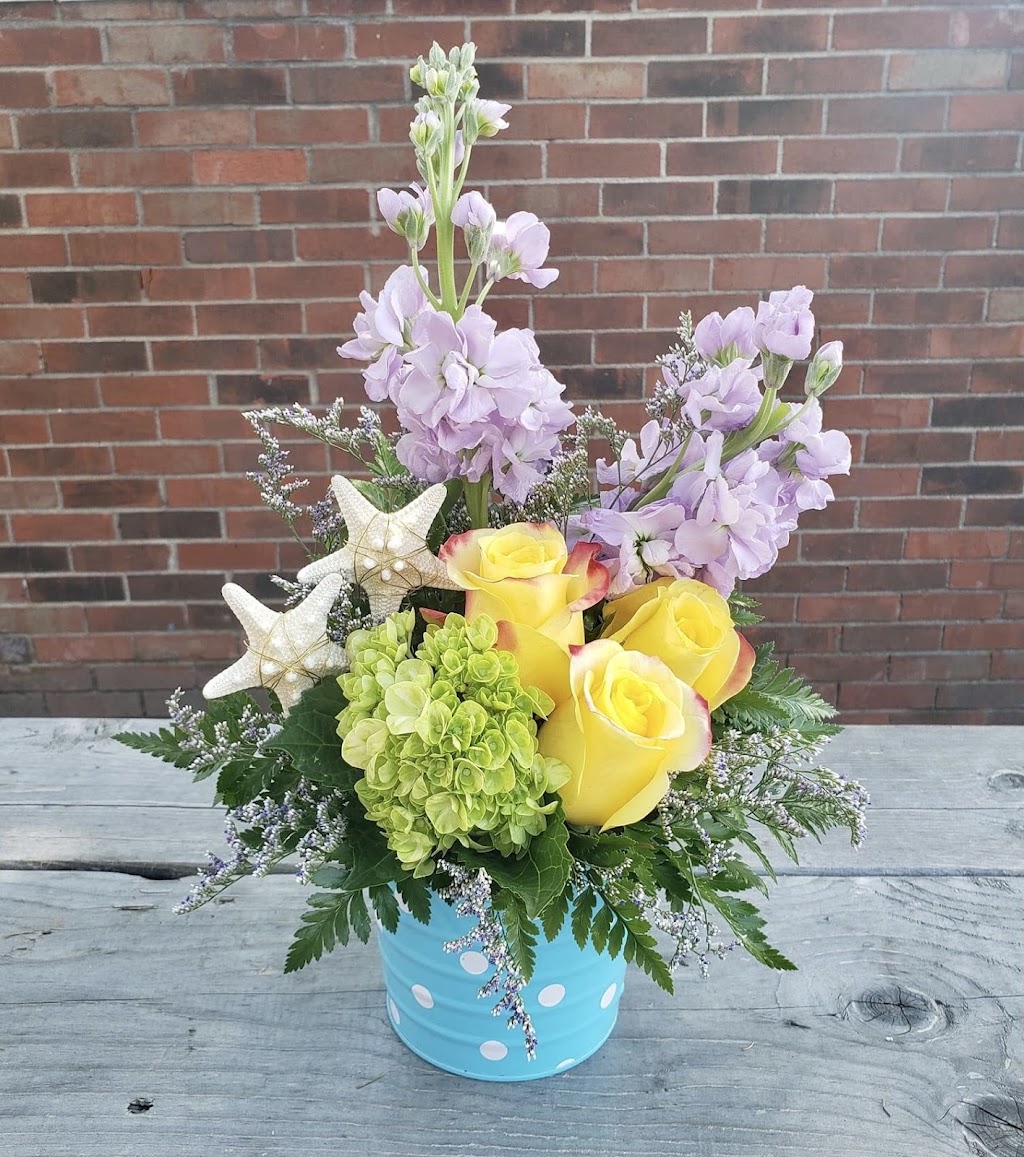 Uncommon Blooms | 218 Joseph St, Port Stanley, ON N5L 1C4, Canada | Phone: (519) 859-3953