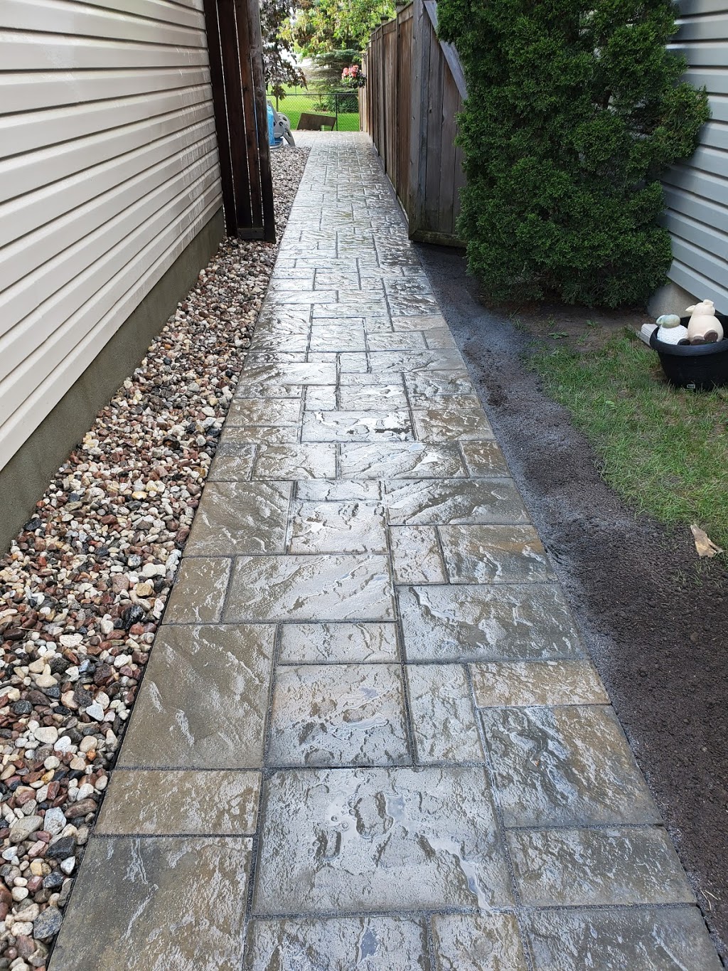 L | 209 Westbrook Rd, Carp, ON K0A 1L0, Canada | Phone: (613) 240-4707