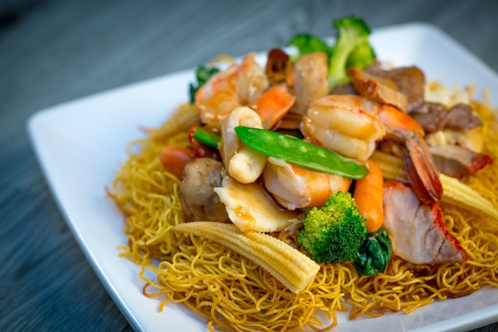 Axia Restaurant | 5045a Plantation Pl, Mississauga, ON L5M 6J3, Canada | Phone: (905) 608-2942