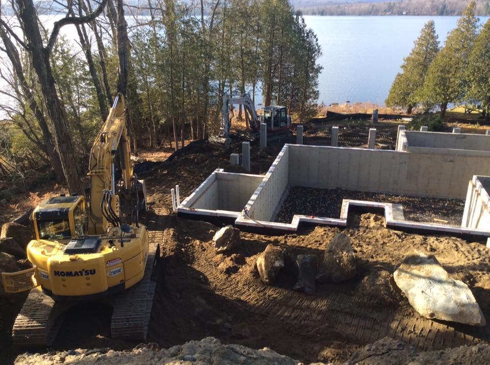 Excavation STR | 134 Rue Maple Dale, East Farnham, QC J2K 4M8, Canada | Phone: (450) 263-3072