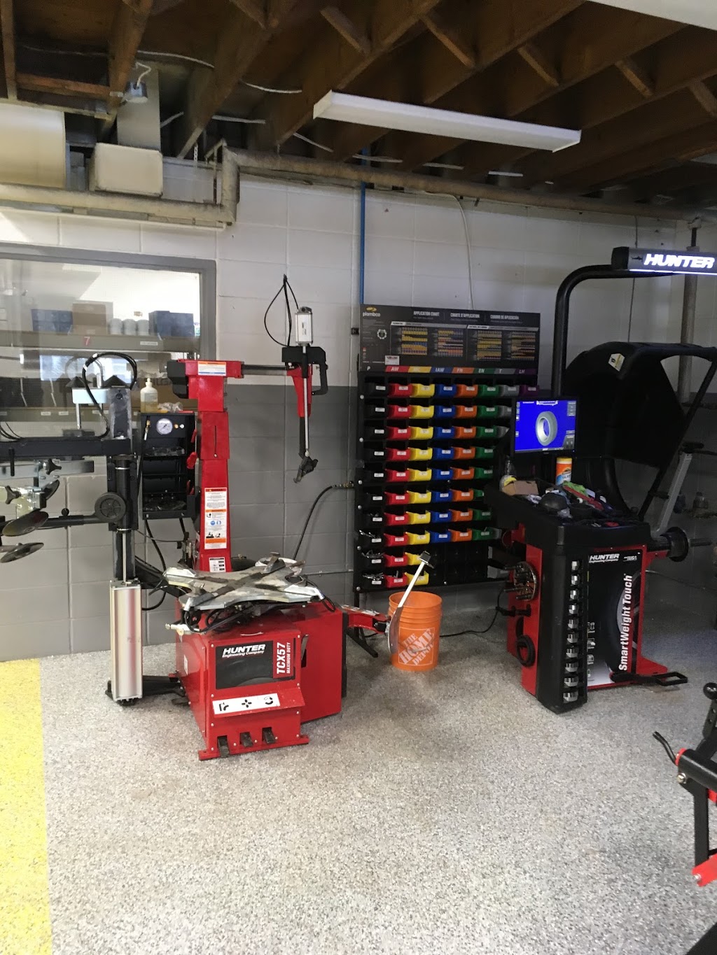 Meineke Car Care Centre - Edmonton North | 12540 72 St NW, Edmonton, AB T5B 1Y6, Canada | Phone: (780) 809-3253