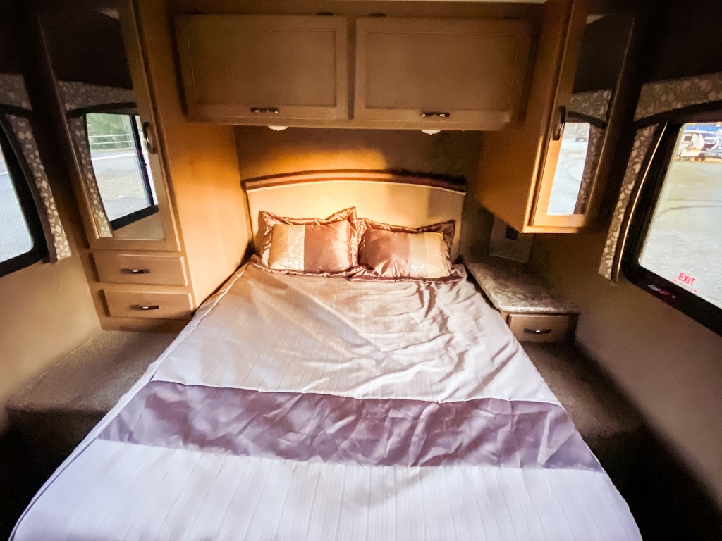 Arbutus RV & Marine Sales Ltd. - PARKSVILLE | 1458 Industrial Way, Parksville, BC V9P 1W3, Canada | Phone: (250) 248-3602