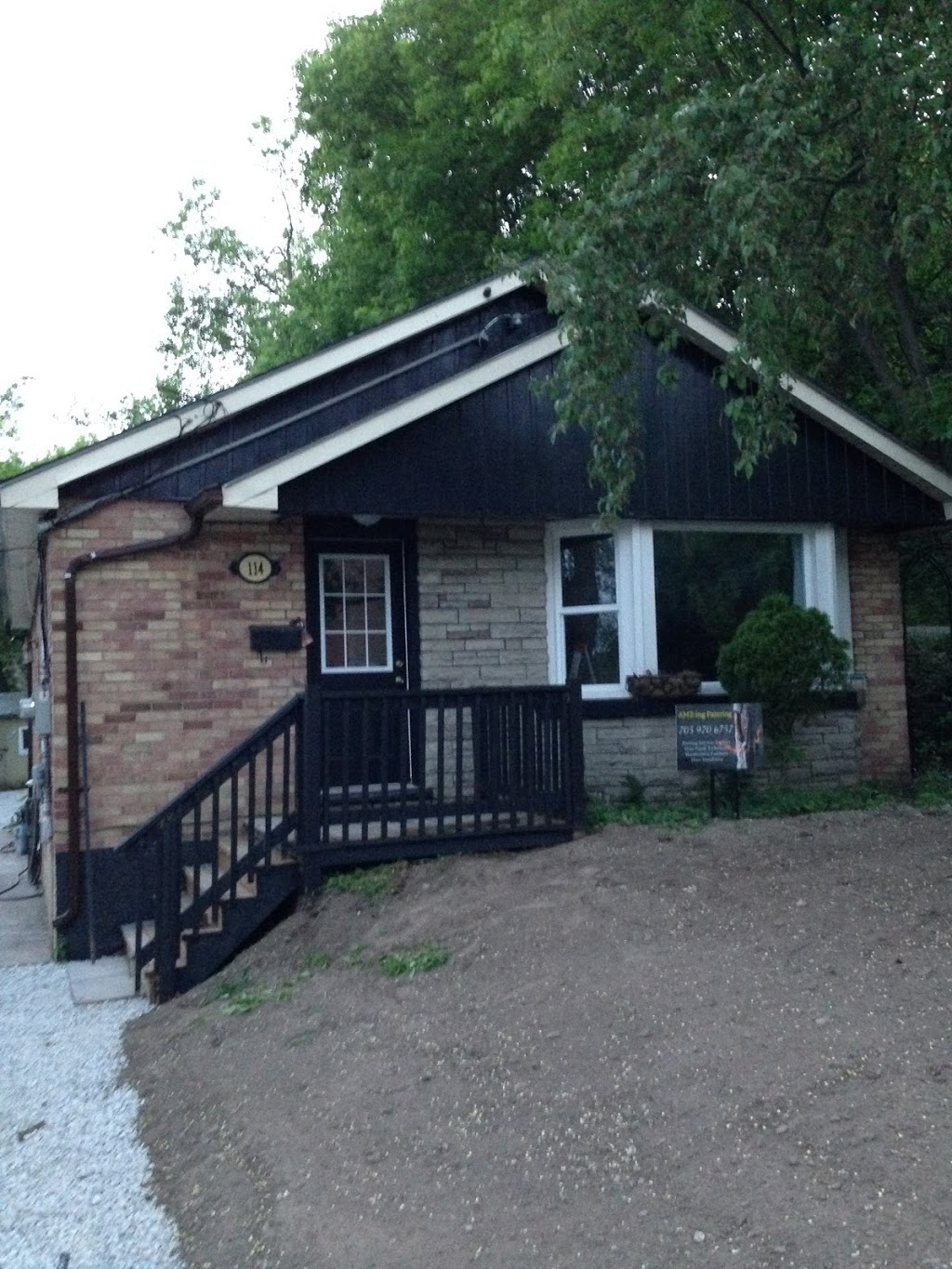 AMZ-ing Painting | 522 Evergreen Pl, North Vancouver, BC V7N 2Z2, Canada | Phone: (604) 906-0604