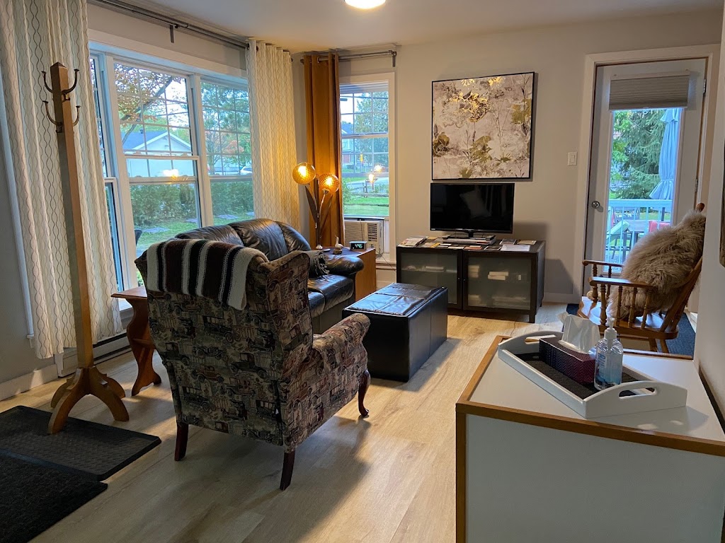 Du Grand Pic Résidence Touristique | 150 22e Rue O, Venise-en-Québec, QC J0J 2K0, Canada | Phone: (514) 995-3672
