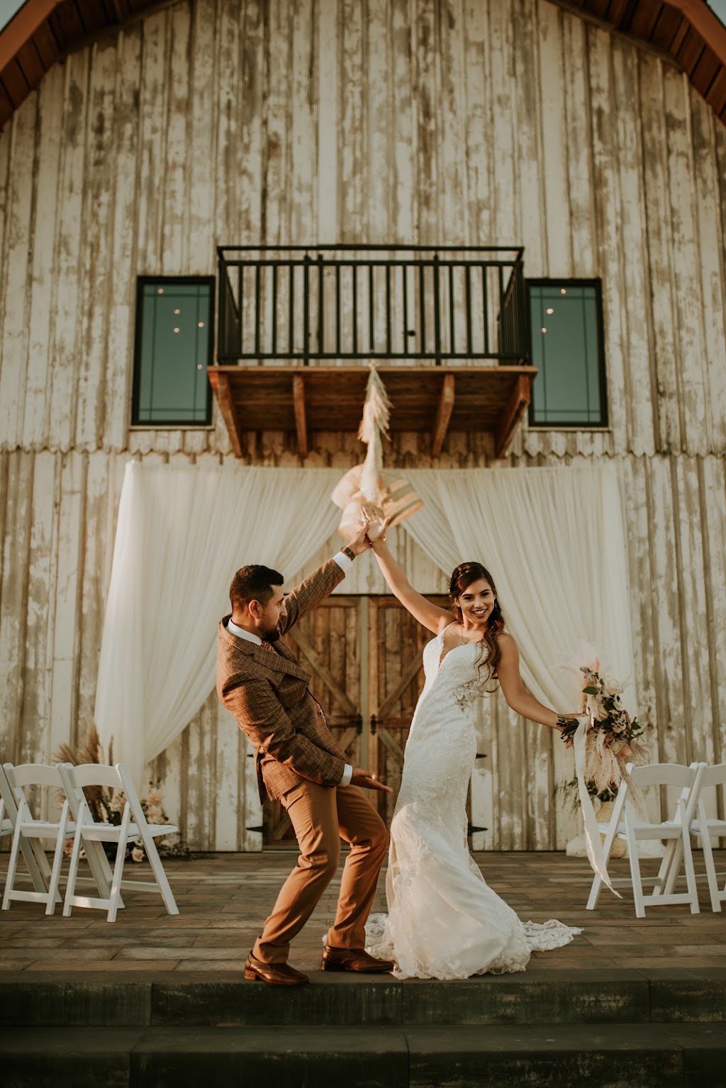 Countryside Barn | 103042 RR23-5, AB T0L 1M0, Canada | Phone: (403) 320-7702
