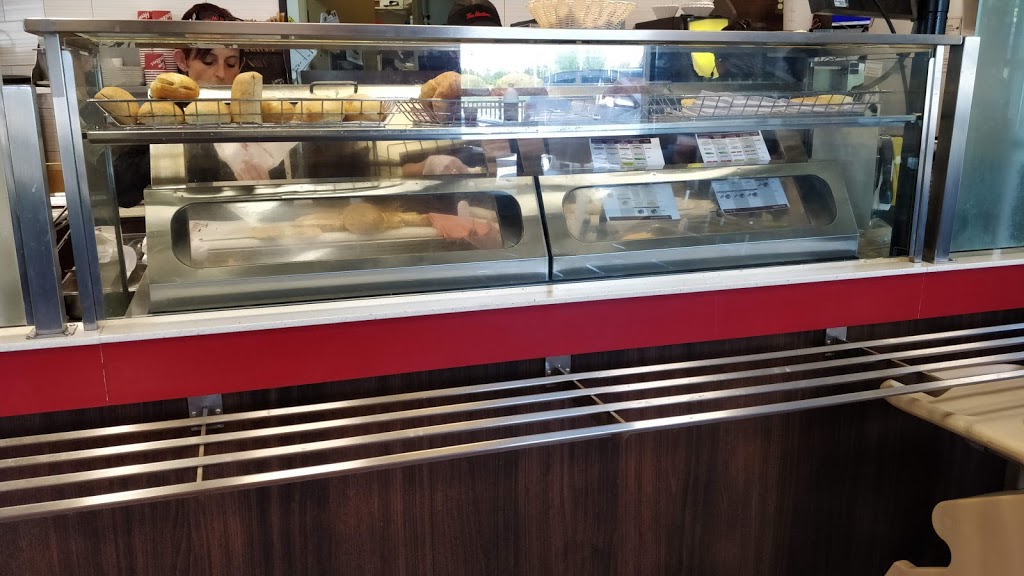 Tim Hortons | 5555 Eglinton Ave W, Etobicoke, ON M9C 5M1, Canada | Phone: (416) 626-0185