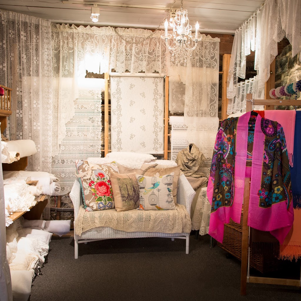 La Dentellière | 56 Boulevard Champlain, Québec, QC G1K 4H7, Canada | Phone: (418) 692-2807