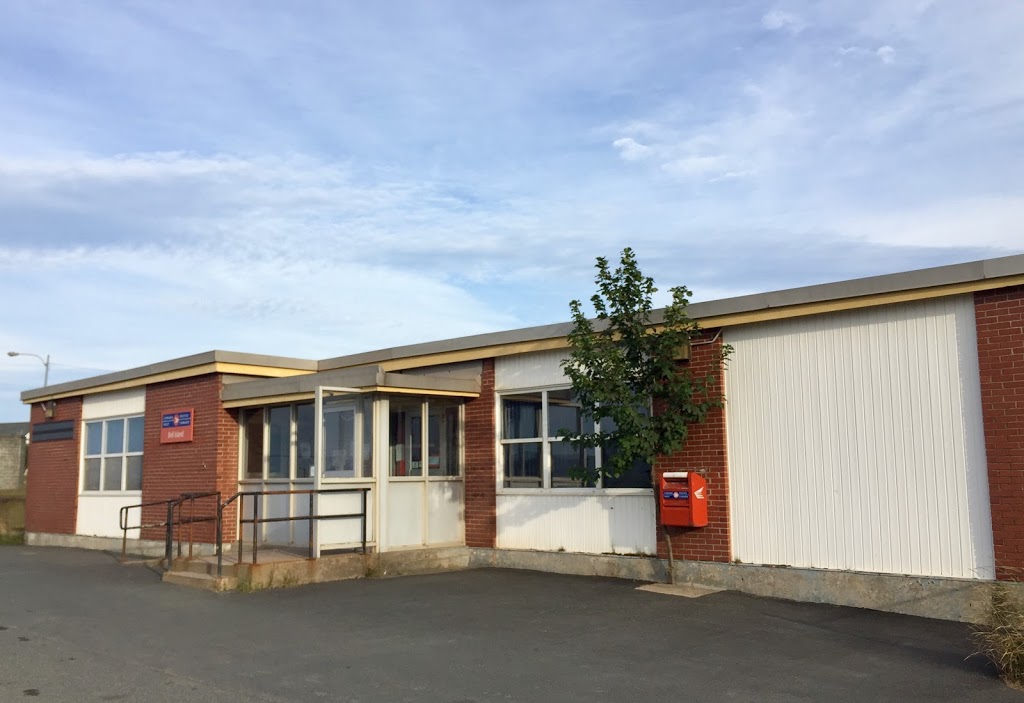 Canada Post | 1 NO 2 RD, Bell Island, NL A0A 4H0, Canada | Phone: (709) 488-2535