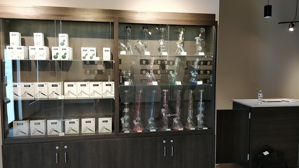 Cannabliss - Penhold | 1370 Robinson Ave #2, Penhold, AB T0M 1R0, Canada | Phone: (403) 573-1111