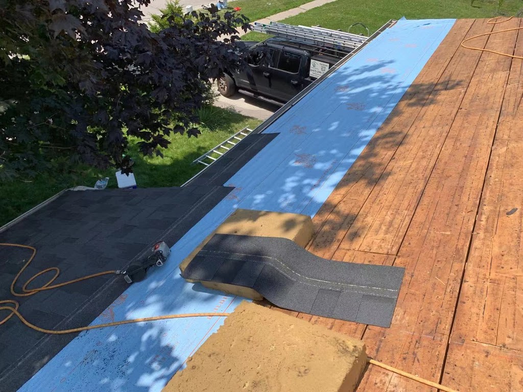 Panda Roofing | 81 Statesman Square, Scarborough, ON M1S 4H7, Canada | Phone: (647) 296-7881