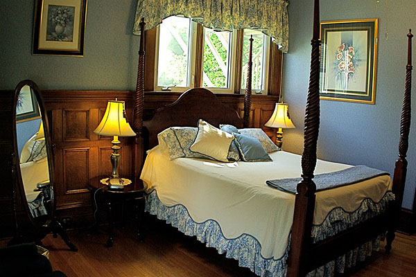 Antigonish Victorian Inn | 149 Main St, Antigonish, NS B2G 2B6, Canada | Phone: (902) 863-1103