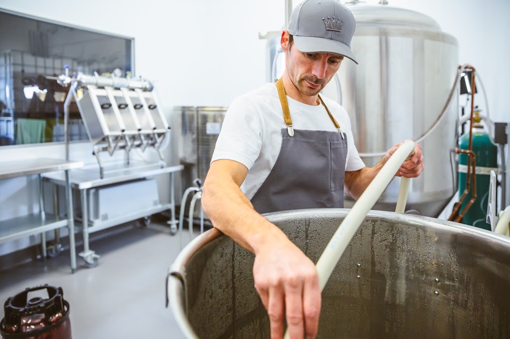 Kombucha du Mont-Ferréol | 140 Rue du Mont Ferréol, Saint-Ferréol-les-Neiges, QC G0A 3R0, Canada | Phone: (418) 476-0853