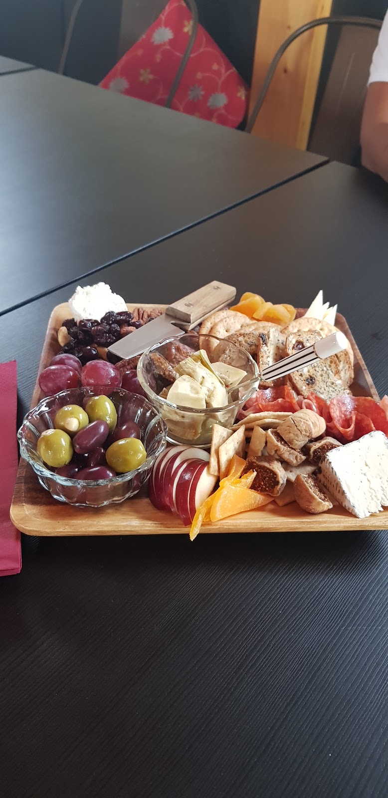 Little Red Wagon Winery / Vignoble Petit Chariot Rouge | 165 Chemin de Calumet O, Shawville, QC J0X 2Y0, Canada | Phone: (819) 744-0842